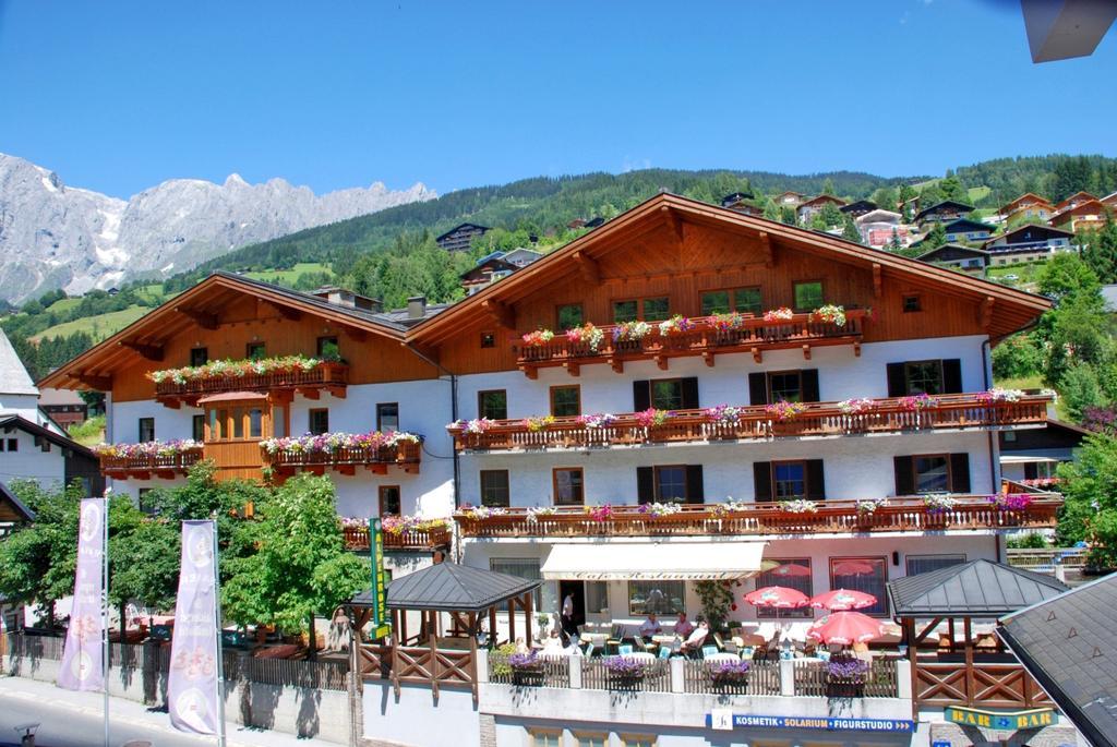 Hotel Alpenrose Muehlbach Am Hochkoenig Exterior photo