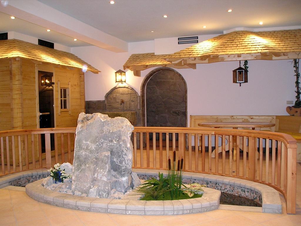 Hotel Alpenrose Muehlbach Am Hochkoenig Exterior photo