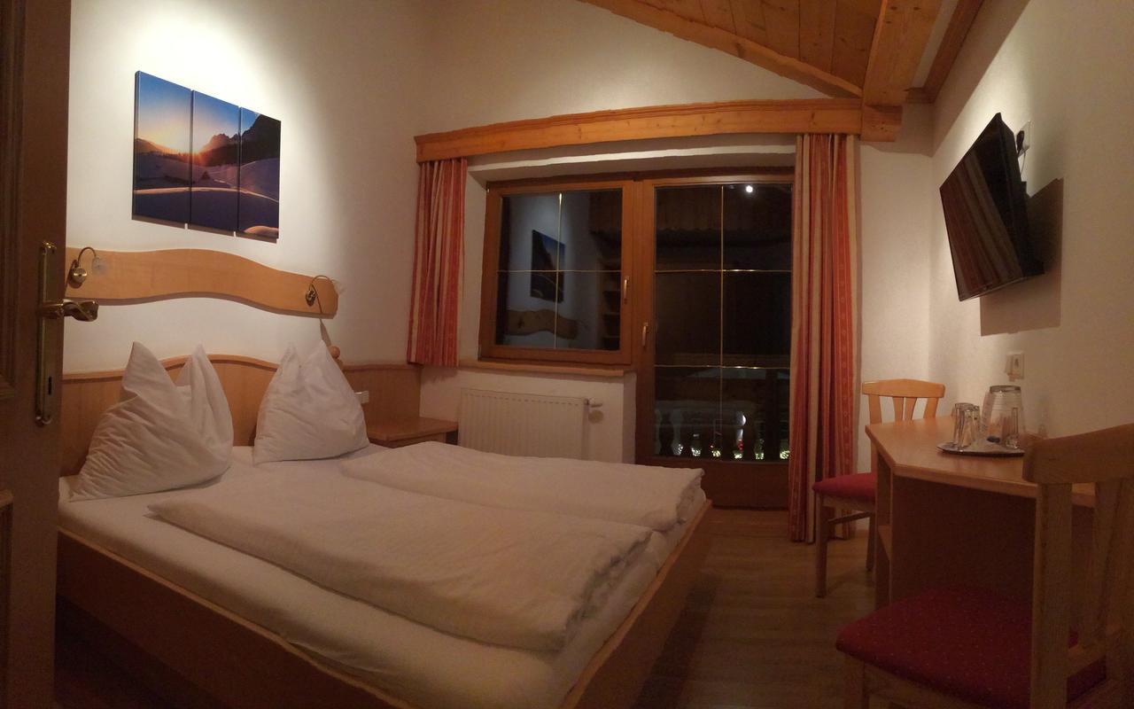 Hotel Alpenrose Muehlbach Am Hochkoenig Exterior photo
